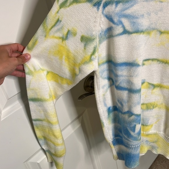 John + Jenn Bonita Tie Dye Pullover - Picture 5 of 11